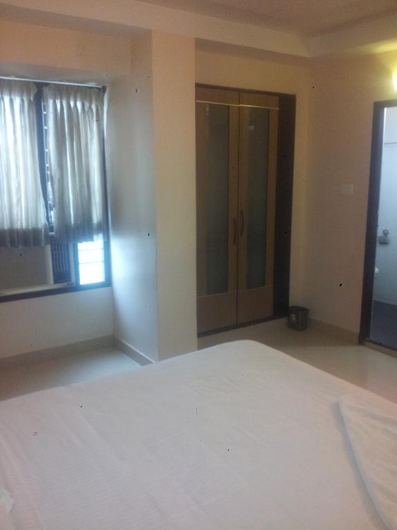 Hotel Srm Grands Chennai Quarto foto